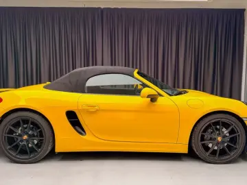 PORSCHE BOXSTER