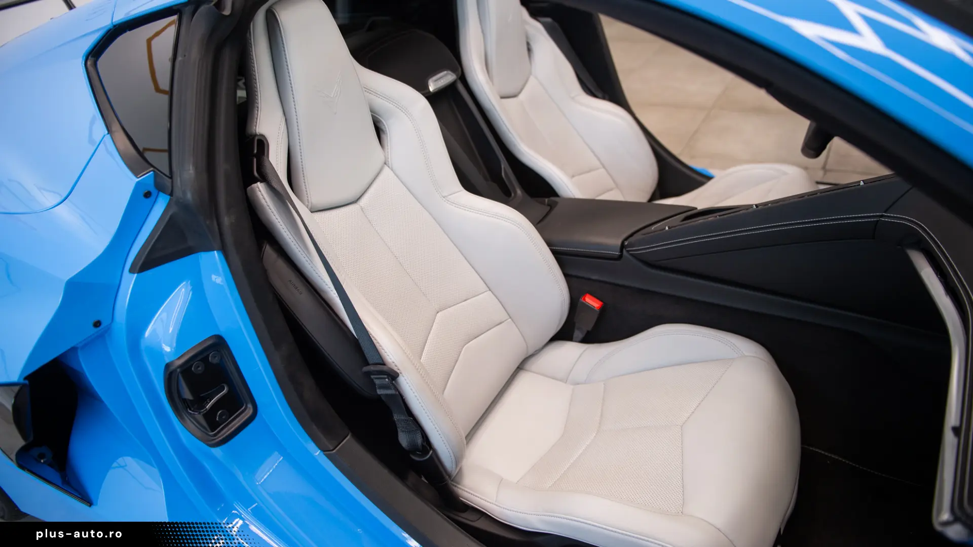 Chevrolet Corvette Convertible (C8) Stingray 6.2 V8