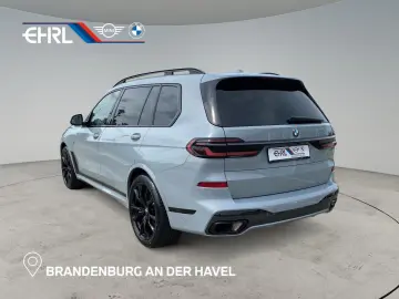 BMW X7 xDrive40d AHK 360