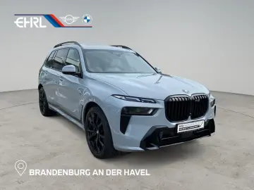 BMW X7 xDrive40d AHK 360
