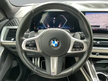BMW X7 xDrive40d AHK 360