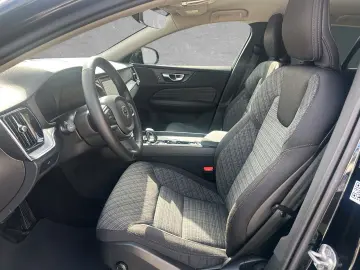 VOLVO V60 B4 Mild-Hybrid Core ACC BLIS LED