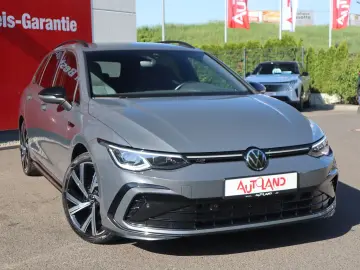 VW Golf VIII Variant 2.0 TSI DSG R-Line ACC LED PDC