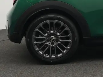 MINI Favoured Trim