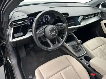 AUDI A3 Limousine 35 TFSI ;Navi Carplay Memory