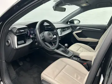 AUDI A3 Limousine 35 TFSI ;Navi Carplay Memory