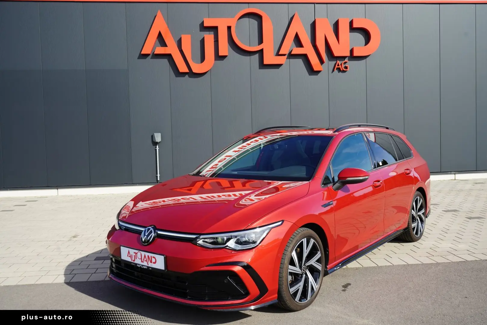 VW Golf VIII Variant 2.0 R-Line LED Navi ACC AHK