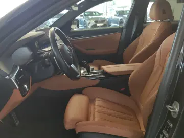 BMW 530e SAG M Sport 4xAC CAM PRIVACY AMBI HiFi LED