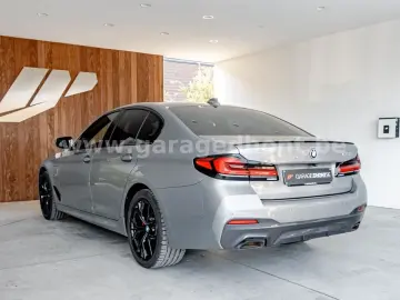 BMW 530 e  M pack  Head-up  Keyless  Soft close