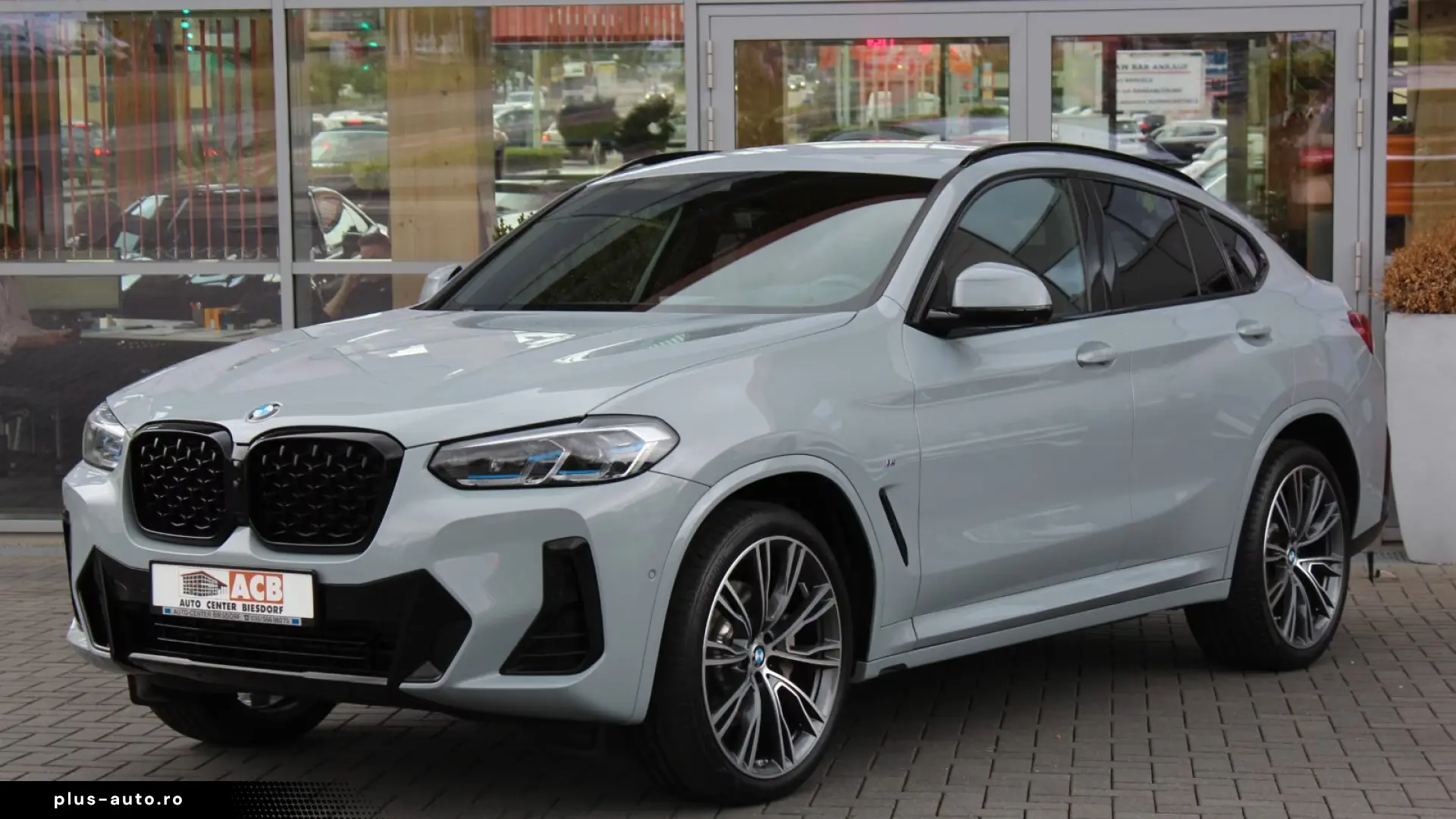 BMW X4 xDrive30d   M SPORT • LASERLIGHT • HUD • HARMAN