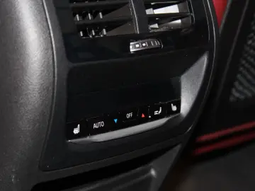 BMW X4 xDrive30d   M SPORT • LASERLIGHT • HUD • HARMAN