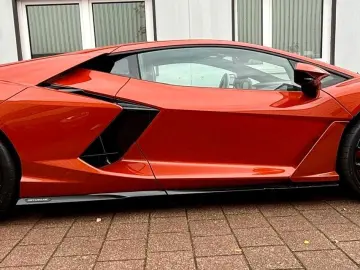 LAMBORGHINI REVUELTO PASSENGER 21 22-ALTENARO-WARRANTY 2029