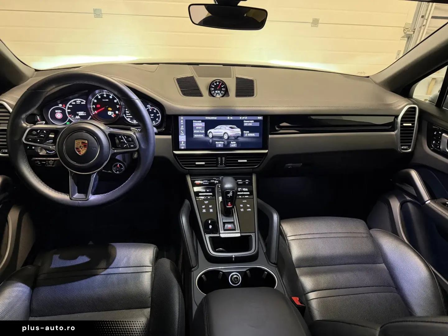 Porsche Cayenne Coupe 3.0 - HUD  360  Air Suspension  Pano