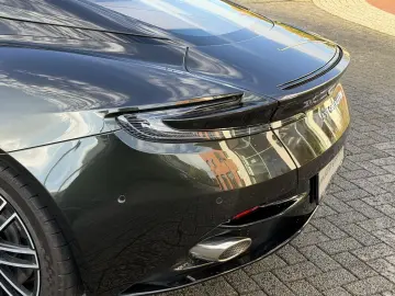 ASTON MARTIN DB12 V8  MwSt. ausw. Inspire Comfort