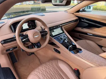 ASTON MARTIN DB12 V8  MwSt. ausw. Inspire Comfort
