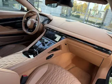 ASTON MARTIN DB12 V8  MwSt. ausw. Inspire Comfort