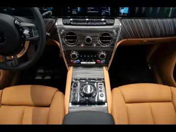 ROLLS ROYCE Cullinan Provenance 2 Year Warranty & Service