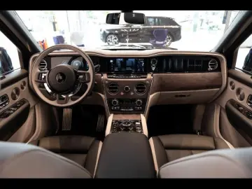 ROLLS ROYCE Cullinan Provenance 2 Year Warranty &  Service