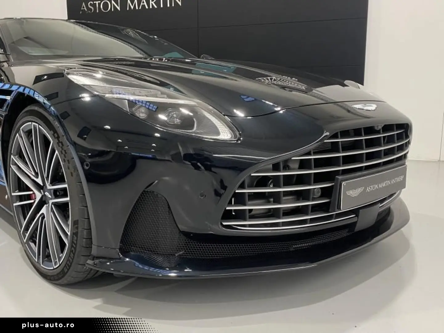 ASTON MARTIN DB12 DB12