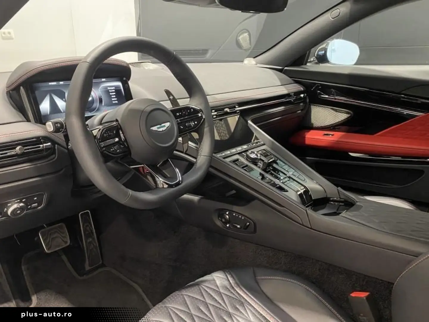 ASTON MARTIN DB12 DB12
