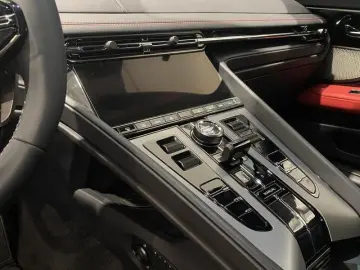 ASTON MARTIN DB12 DB12