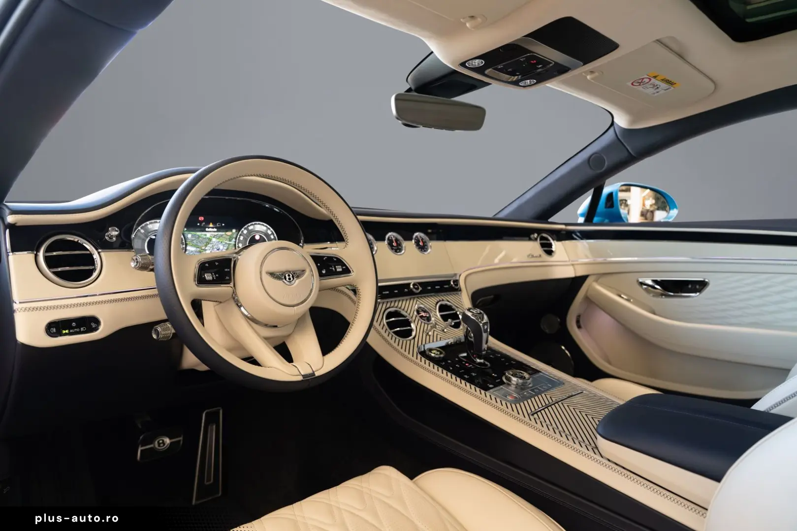 BENTLEY Continental GT Azure  BY MULLINER
