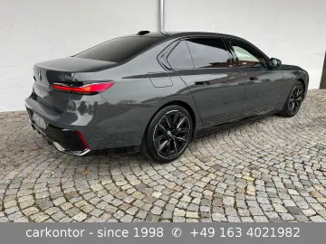 BMW 750e xDr.  MSPORTPAKET LOUNGE SEAT FOND EN TÜREN