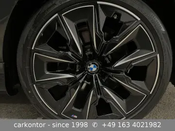 BMW 750e xDr.  MSPORTPAKET LOUNGE SEAT FOND EN TÜREN