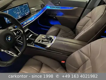 BMW 750e xDr.  MSPORTPAKET LOUNGE SEAT FOND EN TÜREN