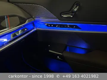 BMW 750e xDr.  MSPORTPAKET LOUNGE SEAT FOND EN TÜREN