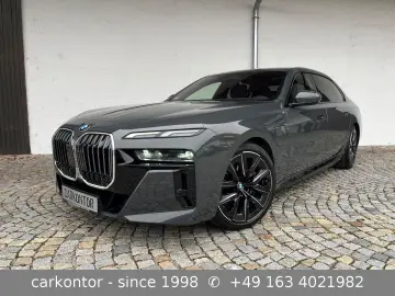 BMW 750e xDr.  MSPORTPAKET LOUNGE SEAT FOND EN TÜREN