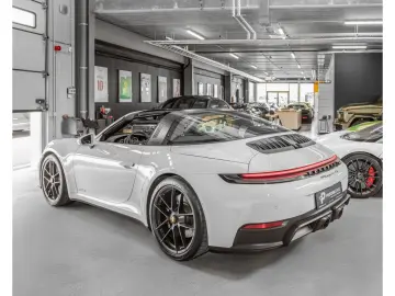 PORSCHE 992 911 992.2 TARGA 4 GTS   FACELIFT MY2025   SO