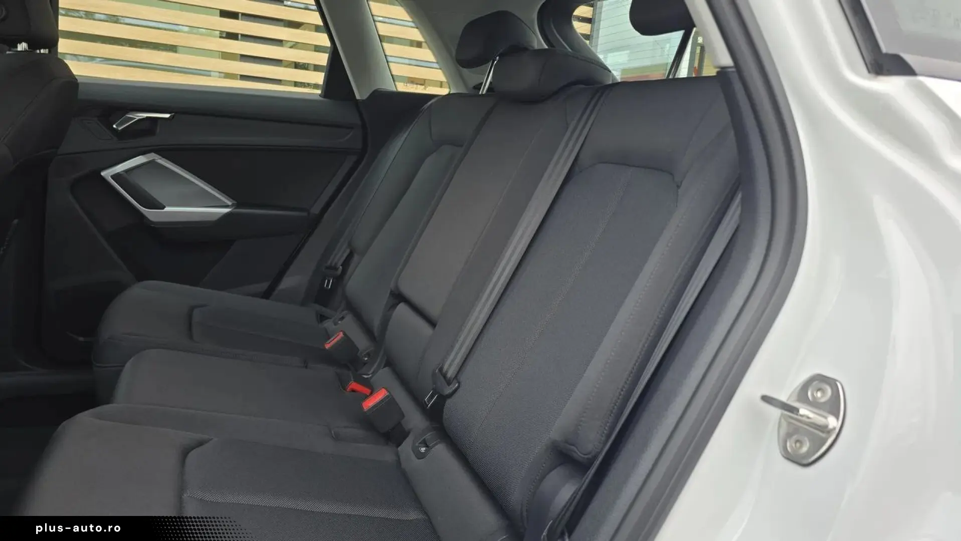 Audi Q3 2.0 TDI S-TRONIC - 150 Cp