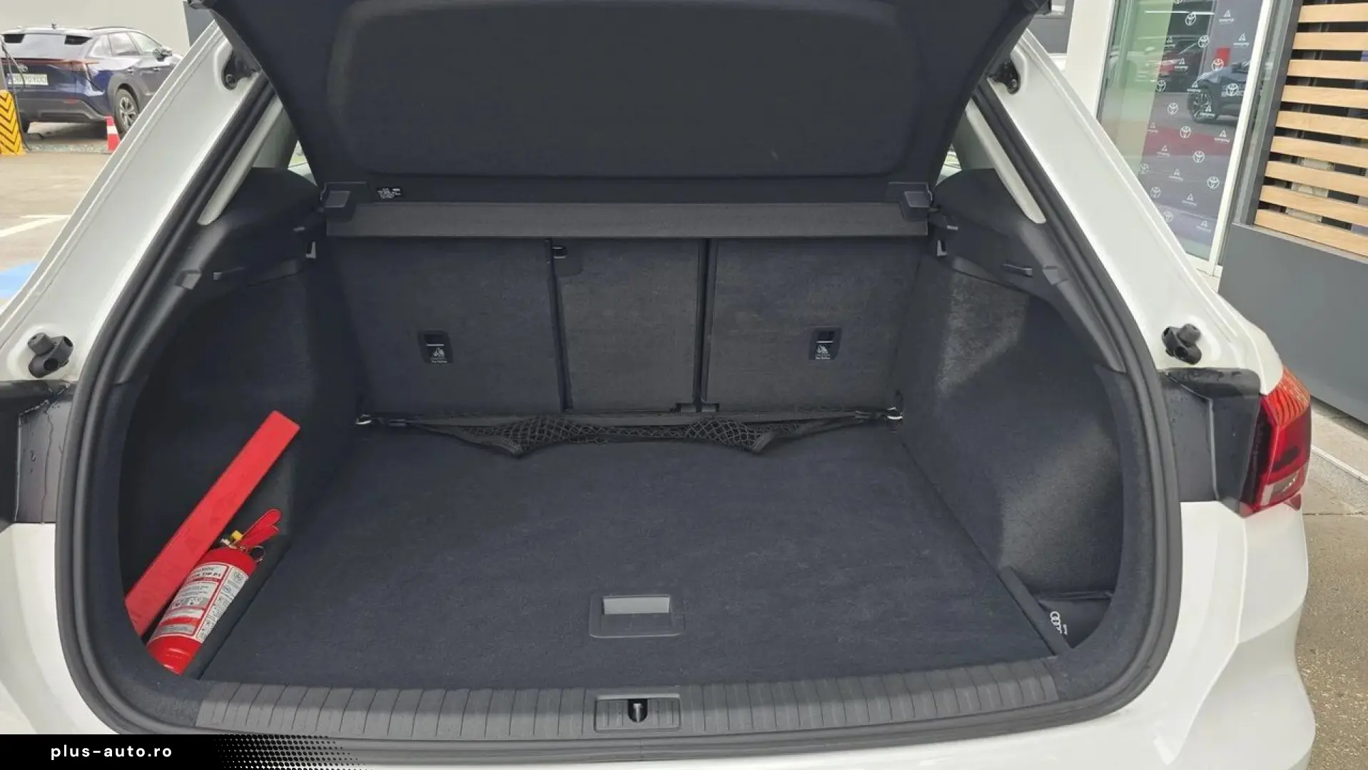 Audi Q3 2.0 TDI S-TRONIC - 150 Cp