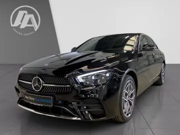 MERCEDES E 300 e 4MATIC   AMG LINE • PANO DISTRONIC 360