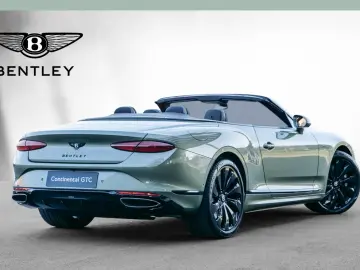 BENTLEY CONTINENTAL GTC AZURE   680 CP • MULLINER