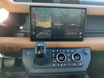 LAND ROVER DEFENDER 90   X-DYNAMIC HSE Pano