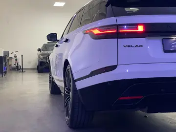 RANGE ROVER VELAR D200 DYNAMIC PANO • MEMORY