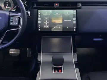 RANGE ROVER VELAR D200 DYNAMIC PANO • MEMORY