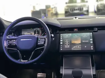 RANGE ROVER VELAR D200 DYNAMIC PANO • MEMORY