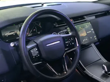 RANGE ROVER VELAR D200 DYNAMIC PANO • MEMORY