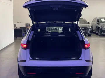 RANGE ROVER VELAR D200 DYNAMIC PANO • MEMORY