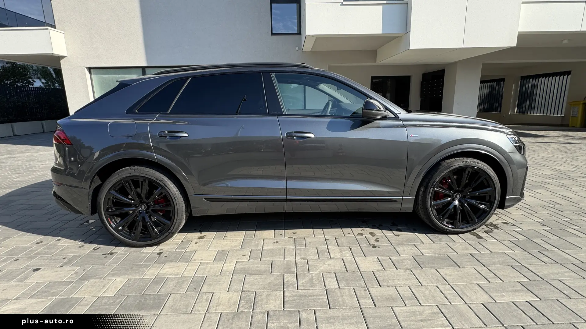 Audi Q8 Demo
