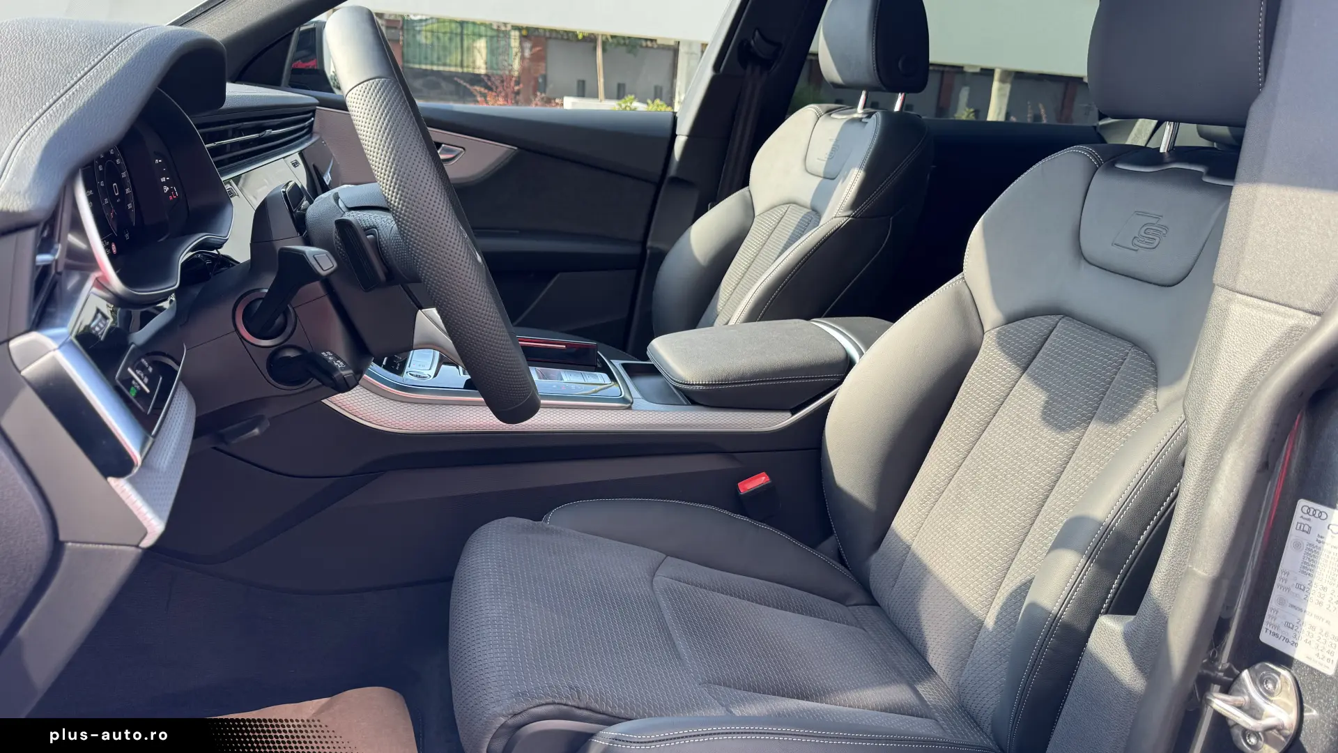 Audi Q8 Demo