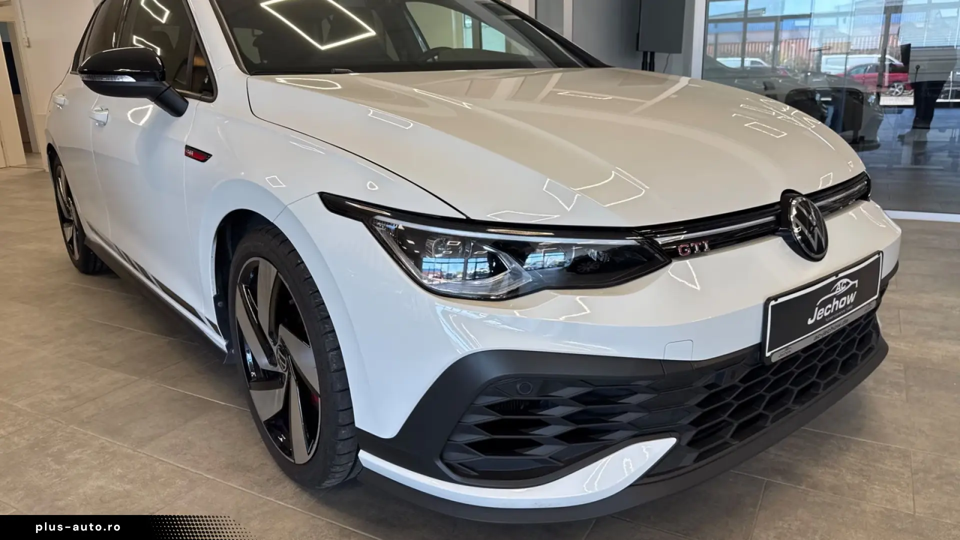 VOLKSWAGEN GOLF VIII GTI CLUBSPORT   300 CP