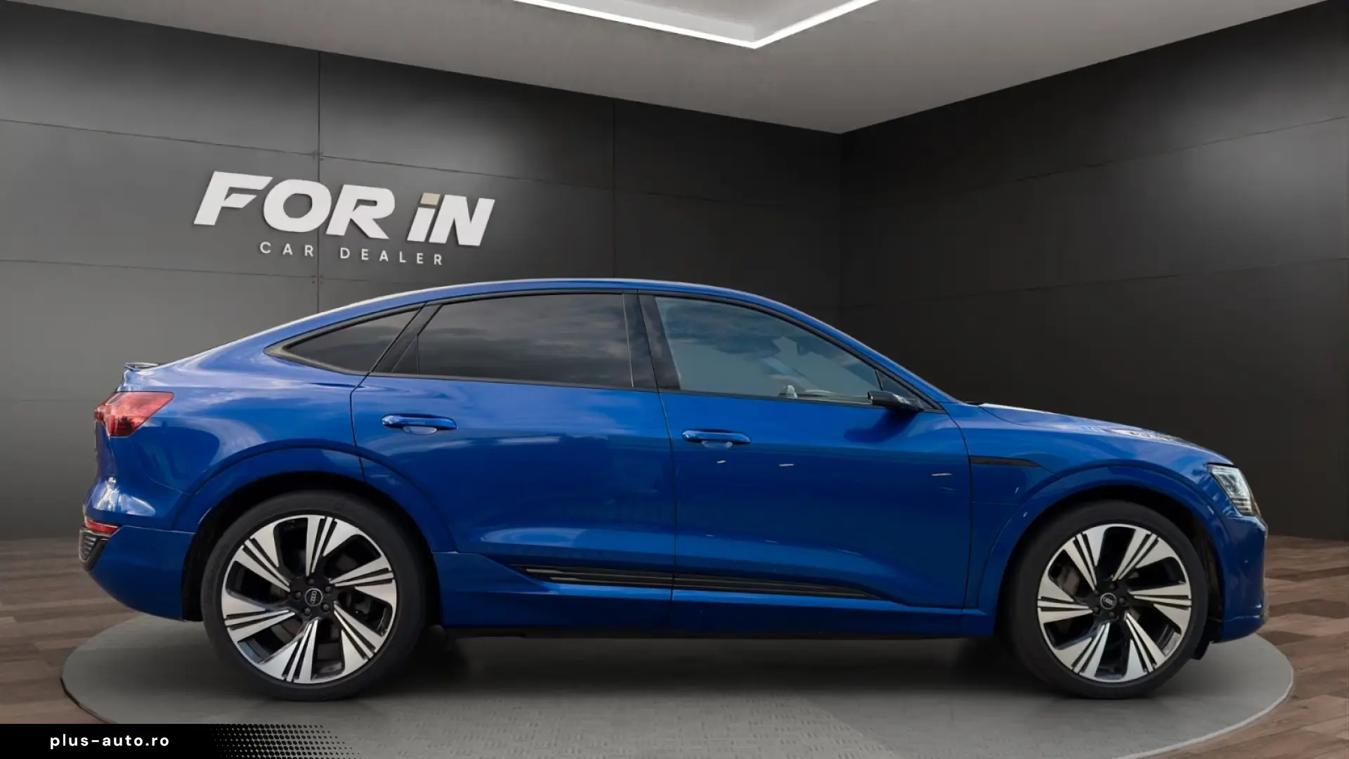 AUDI Q8 SPORTBACK E-TRON 55 QUATTRO S LINE 408 CP 4X4