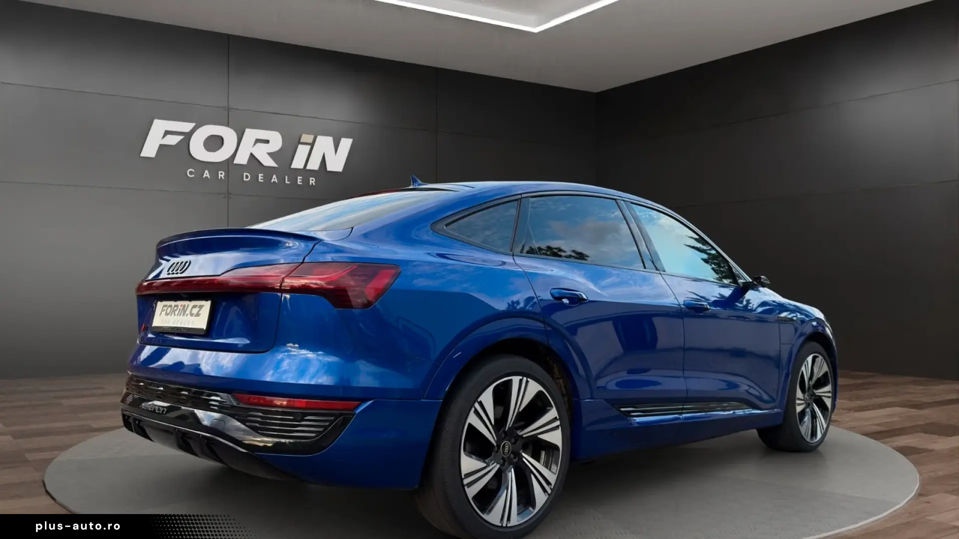 AUDI Q8 SPORTBACK E-TRON 55 QUATTRO S LINE 408 CP 4X4