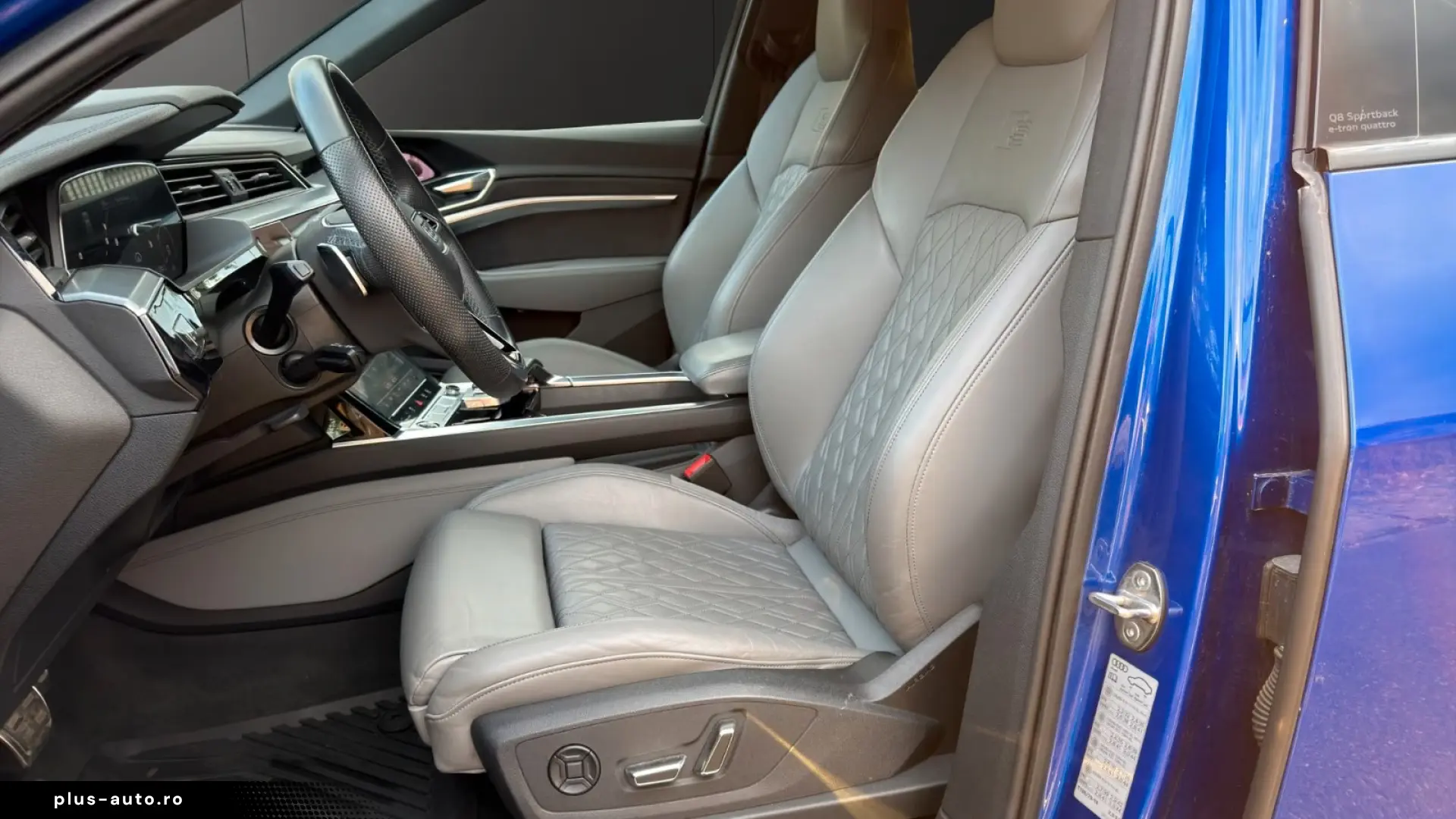 AUDI Q8 SPORTBACK E-TRON 55 QUATTRO S LINE 408 CP 4X4