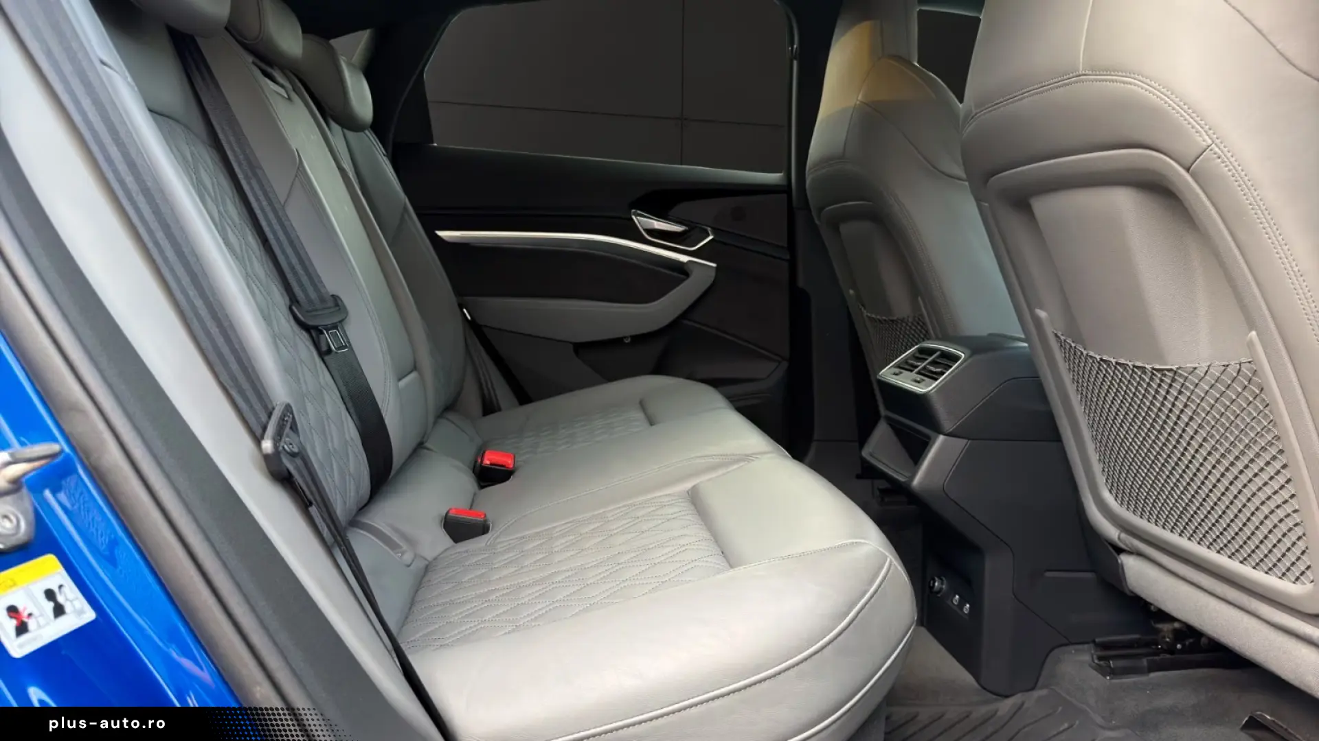 AUDI Q8 SPORTBACK E-TRON 55 QUATTRO S LINE 408 CP 4X4