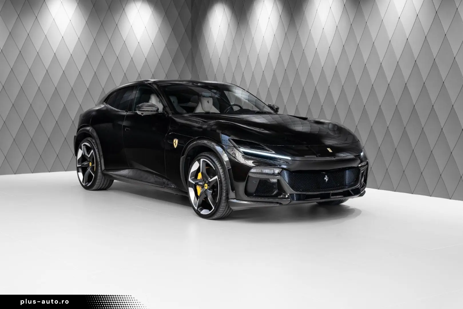 FERRARI Purosangue BLACK BEIGE FULL CARBON PANO